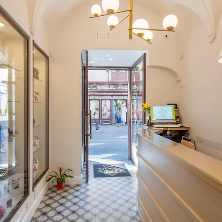 Konukevi Maison Marie 4*