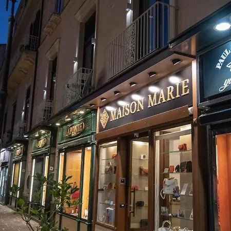 ゲストハウス Maison Marie